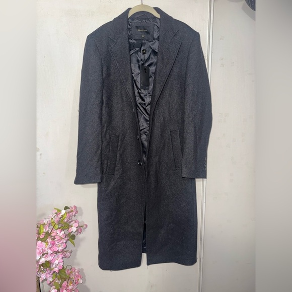 Three botton knee length coat - Picture 2 of 12